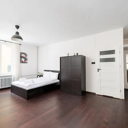 Old Town Square Black & White By Bookinghost 公寓 华沙