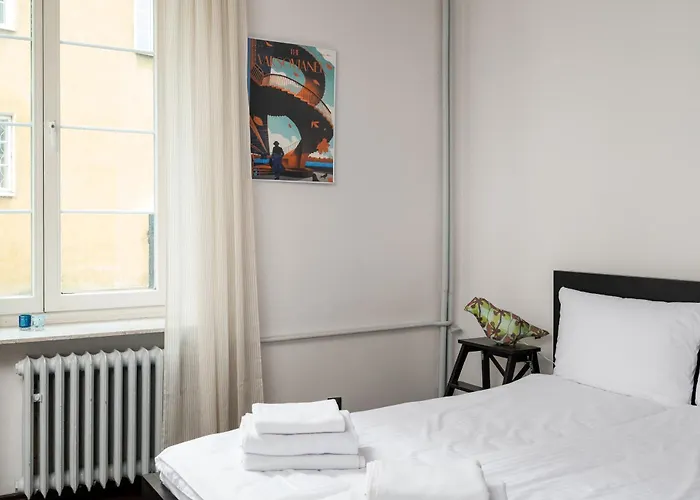 Apartament Old Town Square Black & White By Bookinghost